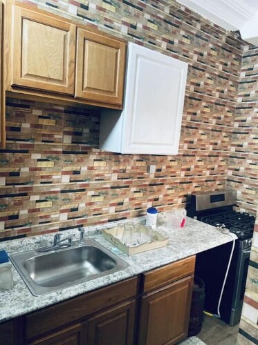 Charming 2-bedroom building with WiFi, AC in enchanting Zac Mbao