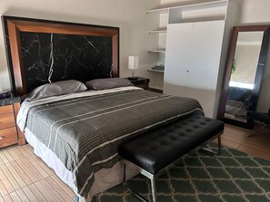 3 chambres, fer et planche Ă repasser, Wi-Fi gratuit, draps fournis