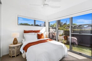 4 dormitorios, tabla de planchar con plancha, wifi gratis y ropa de cama