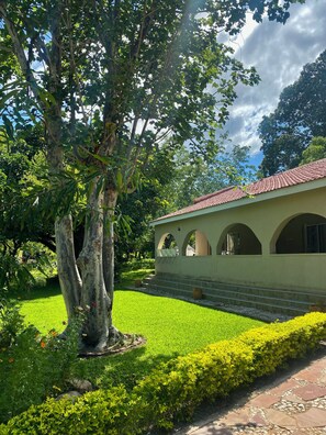 Exterior - BaTonga Villa (Binga)