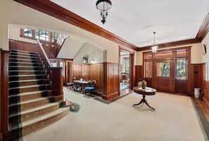 Interior - Majestic Hyde Park Historic Home (Austin)