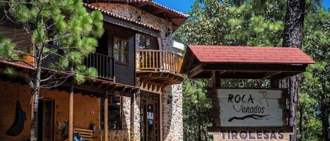 Facciata della struttura