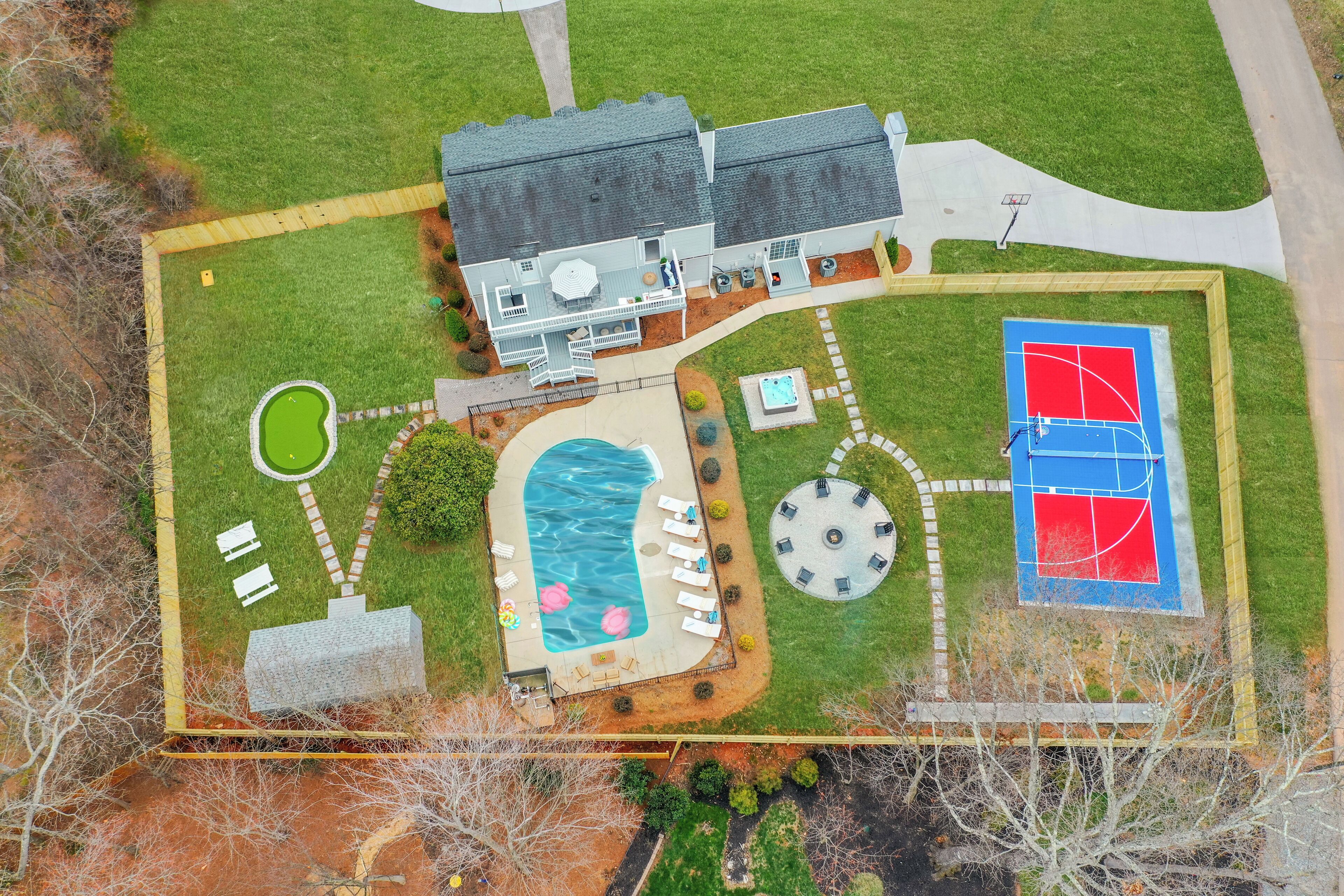 Family Tranquil Retreat - Pool, HotTub, Golf, More