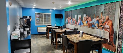 Daily continental breakfast (USD 5 per person)