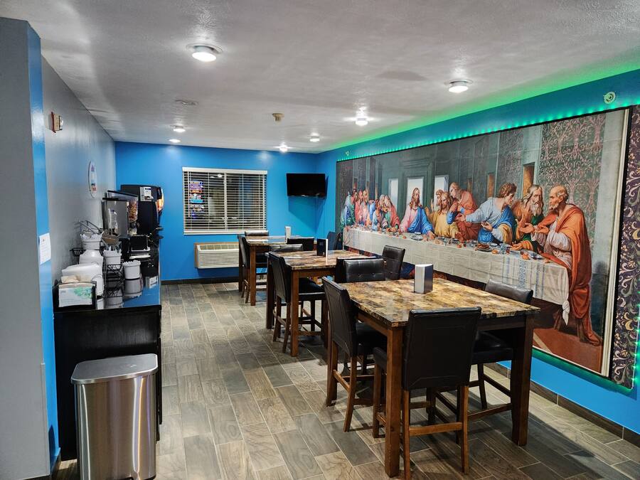 Daily continental breakfast (USD 5 per person)