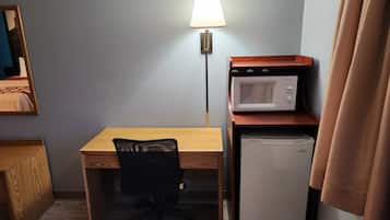 Select Comfort beds, desk, laptop workspace, free WiFi