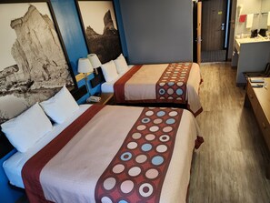 標準雙人房, 2 張加大雙人床, 非吸煙房 | Select Comfort 床墊、書桌、手提電腦工作空間、免費 Wi-Fi