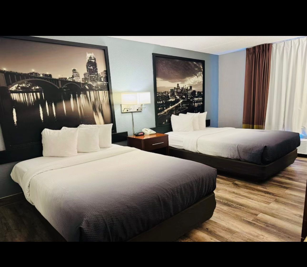 Standard-Doppelzimmer, 2 Queen-Betten, Nichtraucher | Select-Comfort-Betten, Schreibtisch, laptopgeeigneter Arbeitsplatz