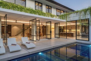 Exterior - Sujiva Estate (Seminyak)