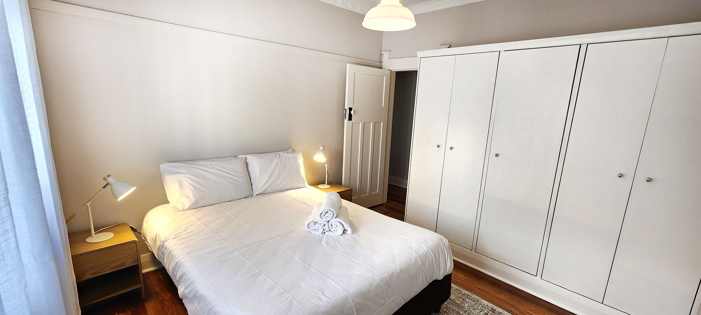 2 bedrooms, desk, iron/ironing board, free WiFi