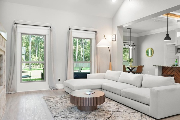 Smart-TV, peis og kontorer