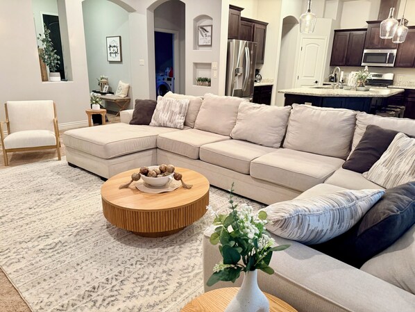 Smart TV, fireplace, video games