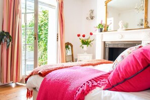 5 dormitorios, tabla de planchar con plancha, wifi y ropa de cama