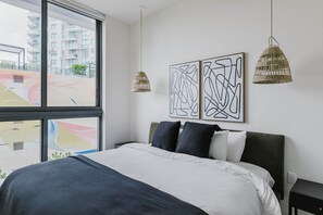 2 quartos, ferros/tábuas de passar roupa, Wi-Fi, roupa de cama