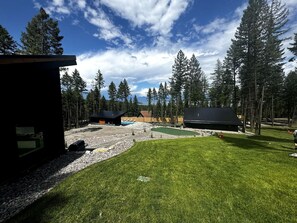 Property grounds - The Lakeside: Heated Pool, Spa, Lake views (Lakeside)