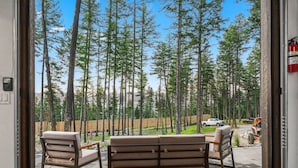 Unclassified image, 5 of 20, button - The Glacier House: Lakeviews, Heated Pool, Hottub (Lakeside)