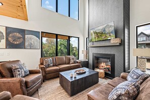 電視、壁爐、 辦公室