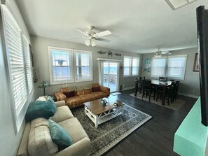 Smart-tv, bordfodbold, bordtennisbord