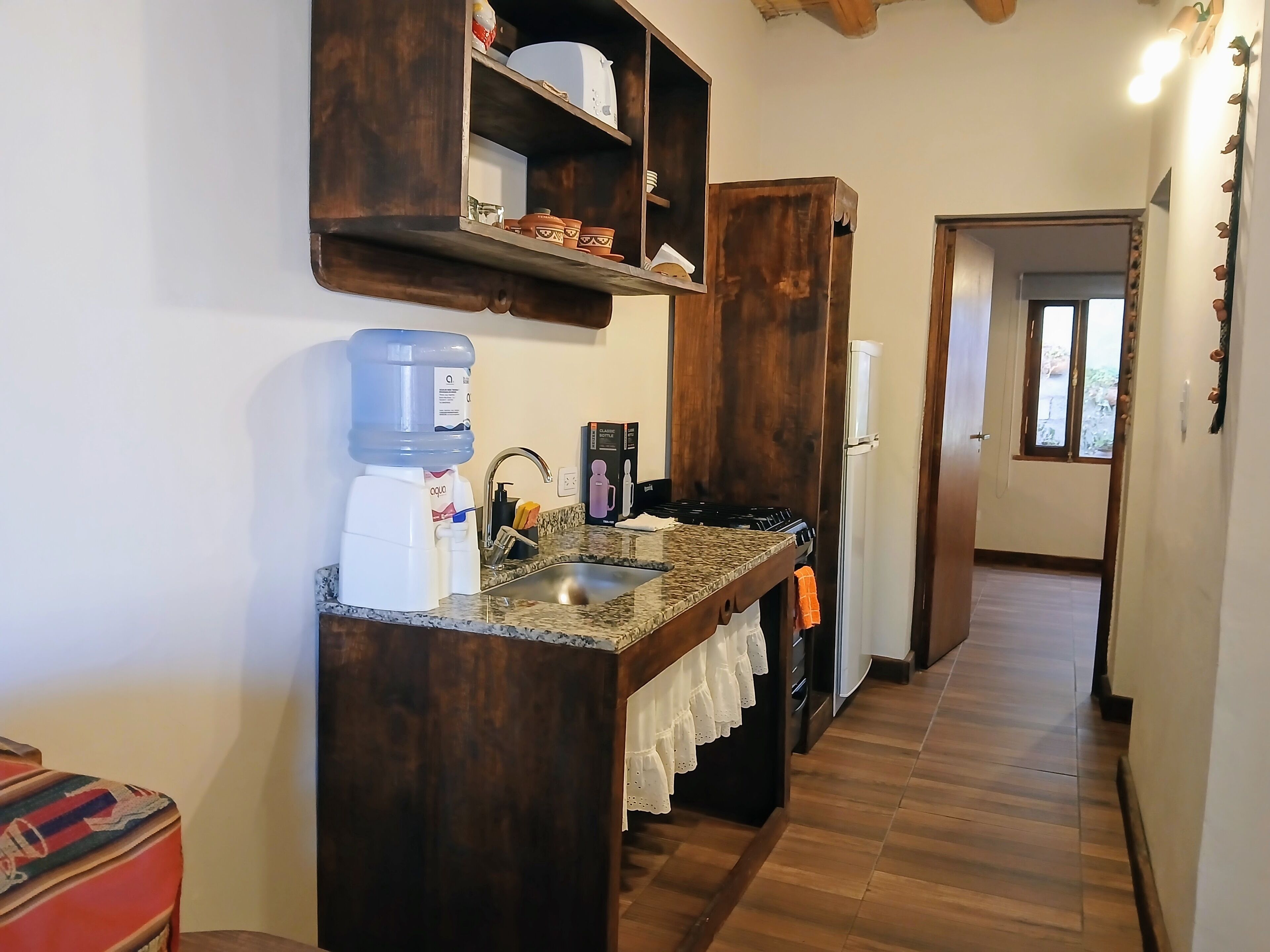 Mikrobølgeovn, ovn og kokeplater