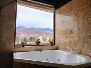 Shower, jetted tub, hair dryer, bidet - "La Quebrada Enigmática" Vistas Fabulosas, Centro de Tilcara (Tilcara)