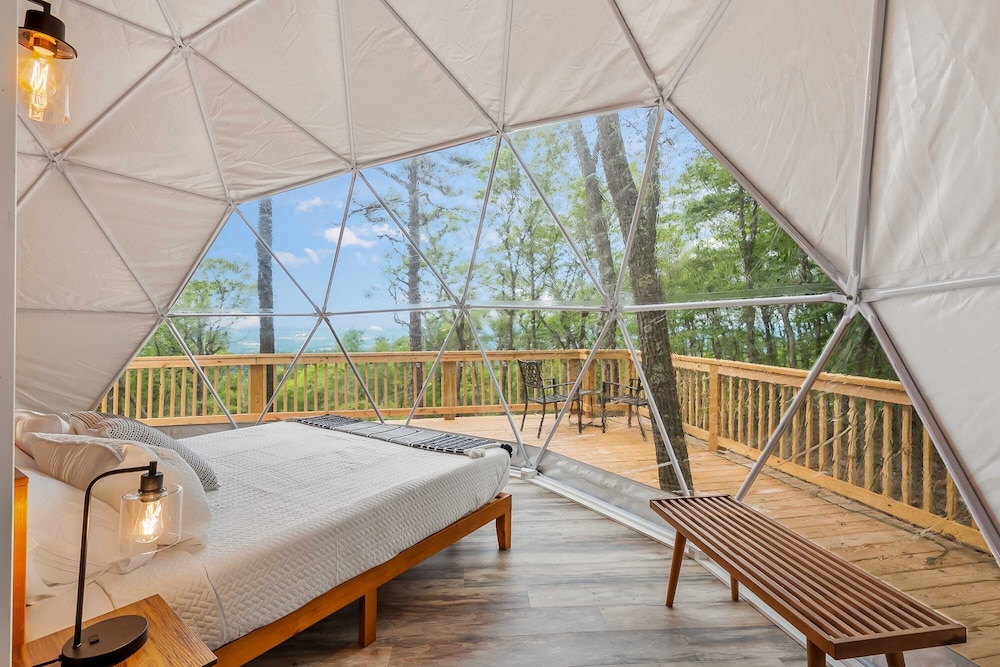 Glamping dome w/hot tub & fire pit - Augusta | Vrbo