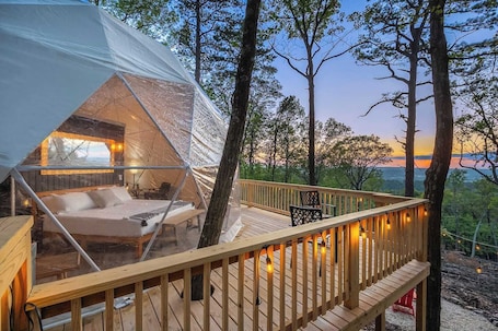Terrace/patio. Glamping dome w/ hot tub & mountain views