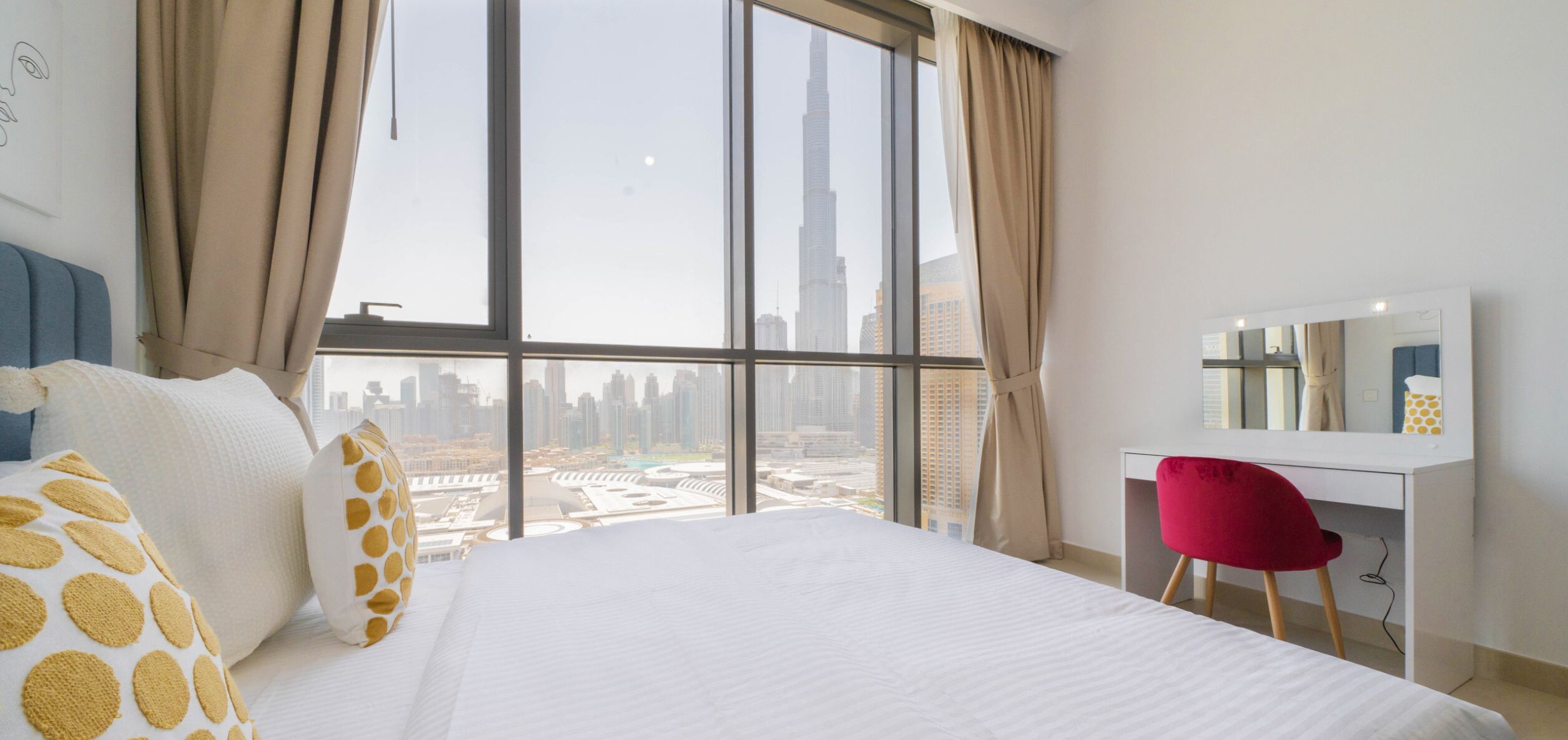 2 bedrooms, in-room safe, iron/ironing board, free WiFi