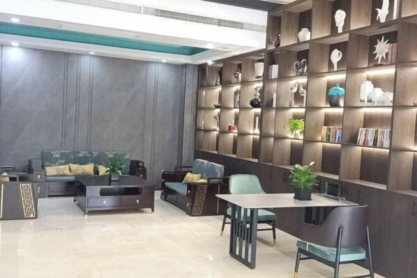 Lobby lounge - Pai Hotel (Chenzhou Yizhang County Yiren Plaza Branch) (Yizhang)