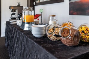 Se sirven desayunos y cenas