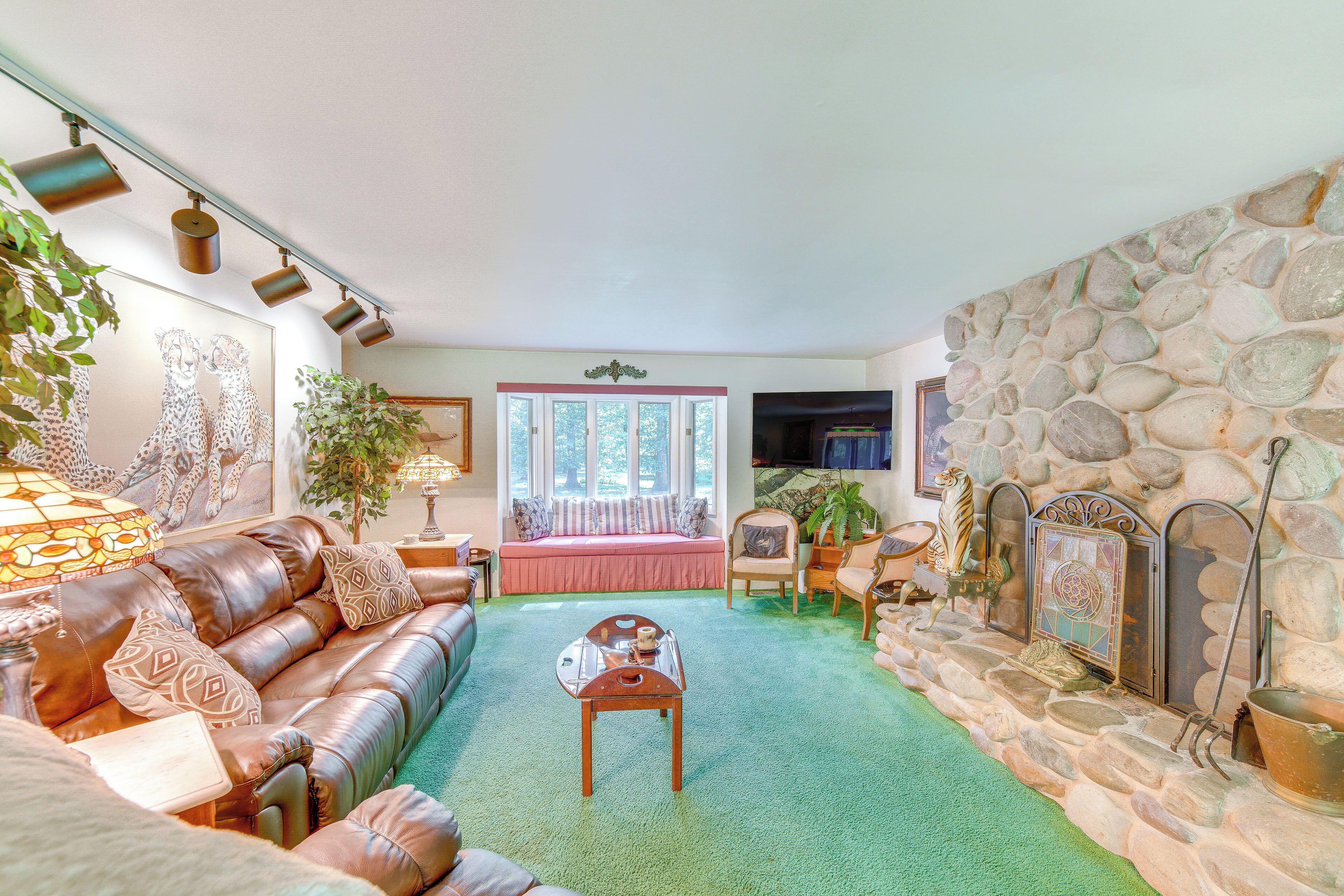 Pet-Friendly Lebanon Vacation Rental on 6 Acres!