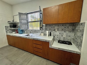 Microwave, stovetop
