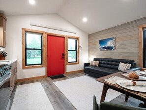 TV - Alpenhaus - Ski Jackson & Targhee (Victor)