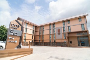 Exterior - One Budget Hotel Nan Pha Sing (Nan)