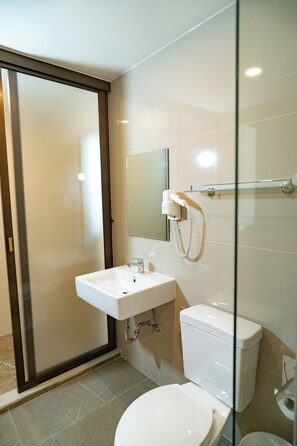 Superior Room | Bathroom