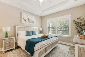 4 bedrooms, free WiFi, bed sheets