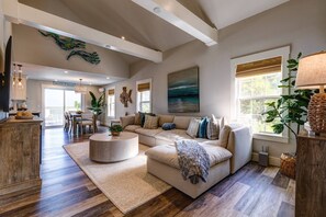 TV - Frank & Norma's Oasis: Stunning 3BR Open Water Home on Sugarloaf, Pool, Beach, Dock & Dog Friendly (Sugarloaf Key)