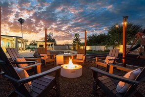 Property grounds - Single-Level Scottsdale Resort Home | Pool, Hot Tub & Basketball Court (Scottsdale)