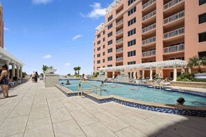 Oklassificerad bild, 3 av 49, knapp