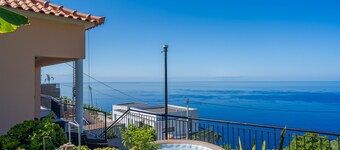 Ocean Serenity House by Atlantic Holiday