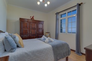 2 Schlafzimmer, Bügeleisen/Bügelbrett, kostenloses WLAN, Bettwäsche