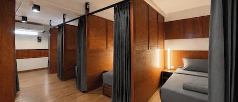 Single Bed in Female Dormitory Room | Soundproofing, WiFi (free), bed sheets