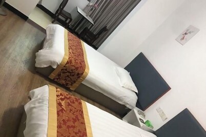 Wuyuan 108 Express Hotel