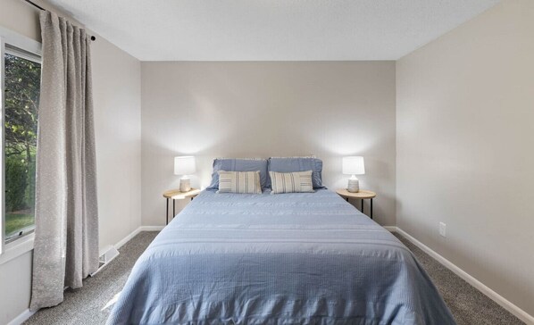 3 habitaciones, tabla de planchar con plancha y wifi gratis