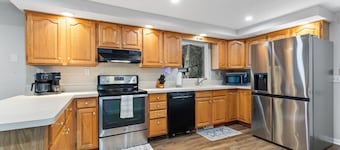 Desirable Bay Front Home-3BRD