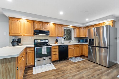 Desirable Bay Front Home-3BRD