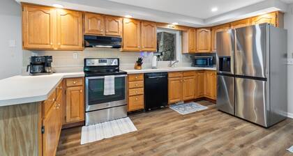 Desirable Bay Front Home-3BRD