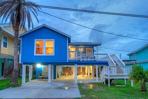Exterior - Port A Cottage by AvantStay | Private Patio + Deck | Designed for Groups (Port Aransas)