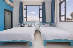 Room - Long Sunshine (Dali City)