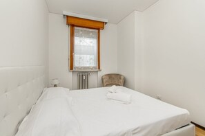 1 makuuhuone, silitysrauta/-lauta, Wi-Fi, vuodevaatteet