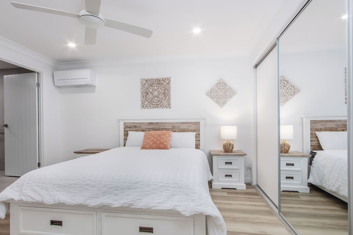 Apartment | 4 bedrooms, iron/ironing board, free WiFi